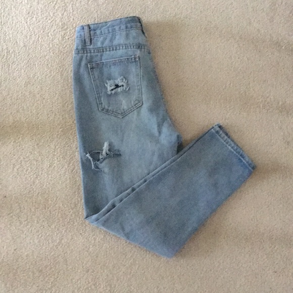 Cut out ripped jeans - Picture 3 of 5